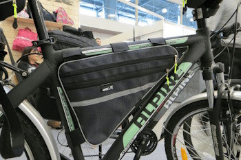 Велосипедные аксессуары, которые сделают ваши поездки более комфортными и безопасными Велосипедные аксессуары, которые сделают ваши поездки более комфортными и безопасными